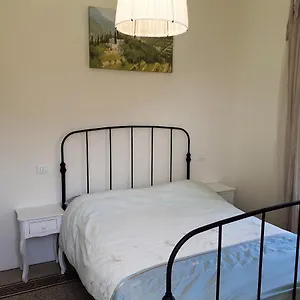 https://villa-cascate.it-tuscanyhotel.com