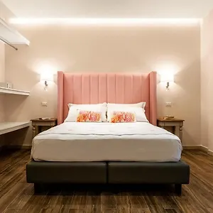 https://onda-marina-suites.in-sardinia.net